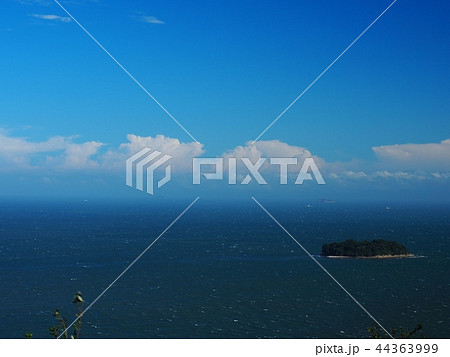 波のある播磨灘の風景 44363999