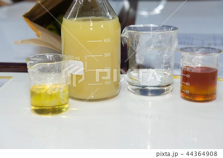 kaffir lime bergamot juice & chemical ingredient for making shampoo 44364908