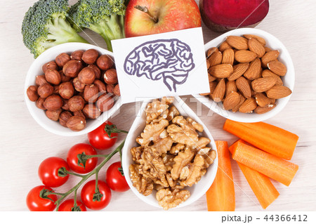 Healthy nutritious eating as source vitamin Healthy nutritious eating as source vitamin 44366412