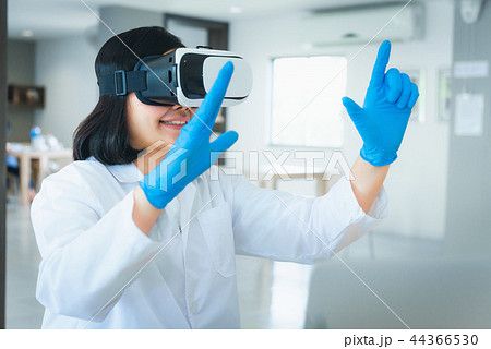 Portrait of scientist is using virtual reality  44366530