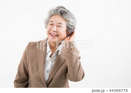 高齢者 老人 スーツ 44369779