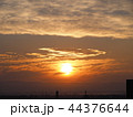 朝焼け 44376644