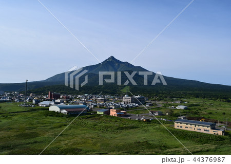 利尻島夕日ヶ丘展望台からの眺め 利尻島夕日ヶ丘展望台からの眺め 44376987
