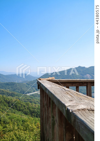 山 道 公園 44380575