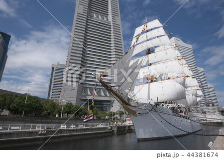 帆船日本丸総帆展帆 帆船日本丸総帆展帆 44381674