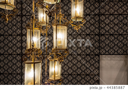 Close up classical chandelier light vintage style Close up classical chandelier light vintage style 44385887