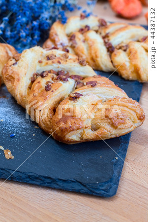 marple and pecan plait pastry 44387132