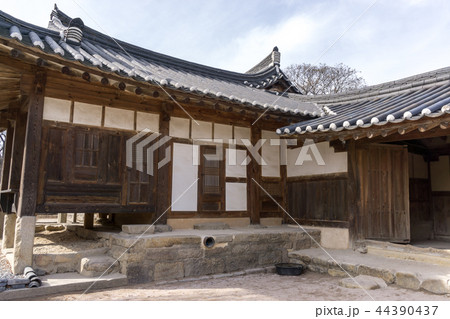 rich choi family of gyeongju rich choi family of gyeongju 44390437