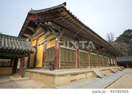 museoljeon hallways in bulguksa temple museoljeon hallways in bulguksa temple 44390468