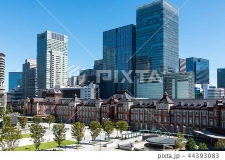 (東京都-都市風景)ビル展望階から見る東京駅７ 44393083