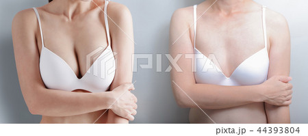 woman with different chest cup 44393804