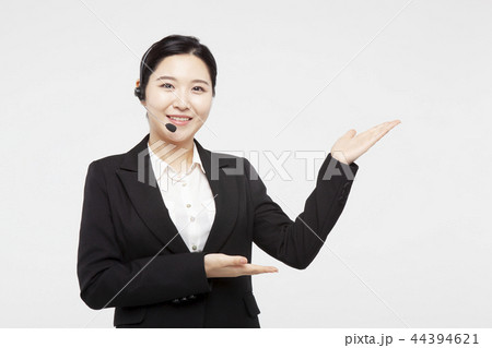 テレマーケティング ビジネスウーマン ビジネス 44394621