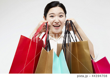 ショッピング 買い物 女性 44394708