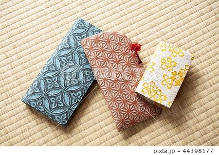 白石和紙の小物 44398177