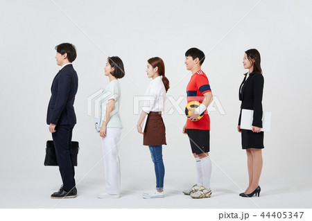 ビジネスマン ビジネスウーマン 看護師 44405347