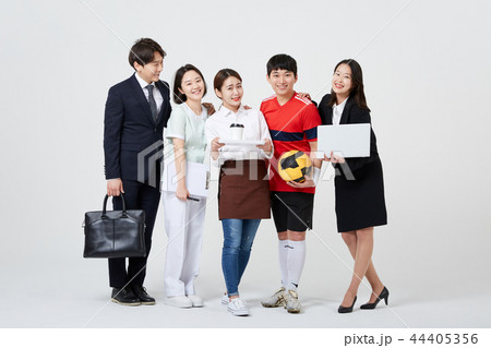 ビジネスマン ビジネスウーマン 看護師 44405356