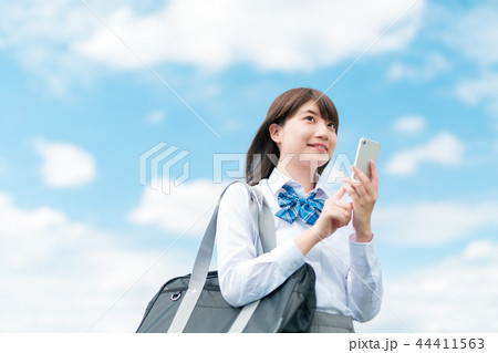 スマホ 女子高生 学生 スマホ 女子高生 学生 44411563