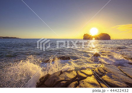 和歌山 円月島 44422432