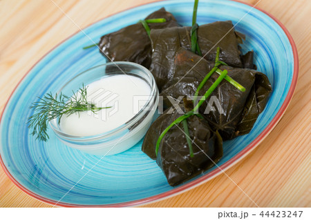 Stuffed grape leaves with assorted fillings 44423247