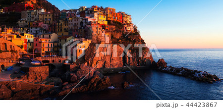 Manarola city La Spezia at dusk on top of the hill, Italy Manarola city La Spezia at dusk on top of the hill, Italy 44423867