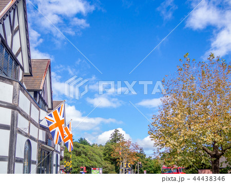 【静岡県】テーマパークの風景【伊豆修善寺虹の郷・イギリス村・広場】 44438346