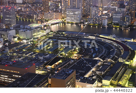 日本の東京都市景観 築地市場・83年の歴史に幕、6日「日本の台所」営業終了=10月6日撮影(夜景) 日本の東京都市景観 築地市場・83年の歴史に幕、6日「日本の台所」営業終了=10月6日撮影(夜景) 44440322