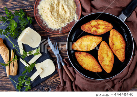 Chvishtari on a skillet, flat lay 44440440