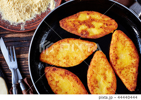 fried chvishtari on a skillet, close-up 44440444