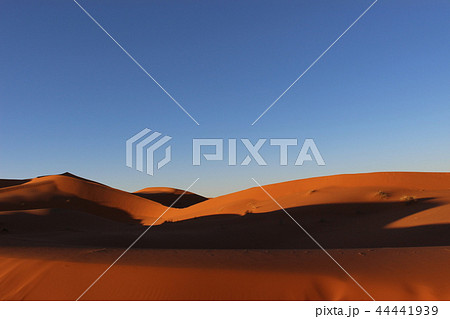 メルズーガの朝焼け メルズーガの朝焼け 44441939