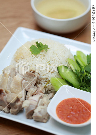 カオマンガイ (タイ料理 ジャスミンライス 食べ物 フード レストラン 自炊 料理 調理 手作り) カオマンガイ (タイ料理 ジャスミンライス 食べ物 フード レストラン 自炊 料理 調理 手作り) 44443897