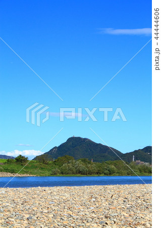 岐阜市　長良川と岐阜城 44444606