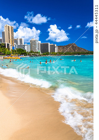 ハワイ》ワイキキビーチ・ホノルルの写真素材 [44445311] - PIXTA