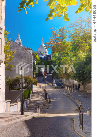 Montmartre in Paris, France Montmartre in Paris, France 44448068