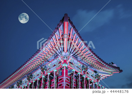 夜景 満月 楼閣 44448176
