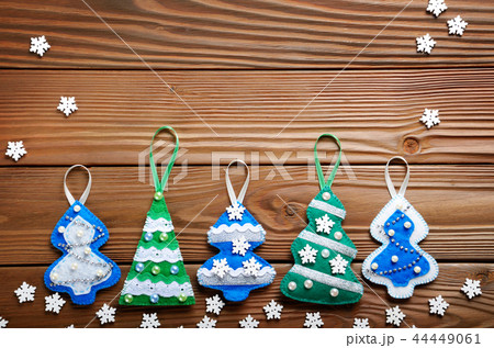 rustic green felt Christmas tree decorations 44449061