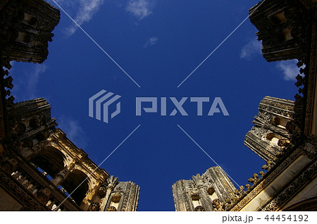 ポルトガル冬の風景 44454192