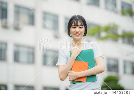 女子大生 大学生 学生 44455505