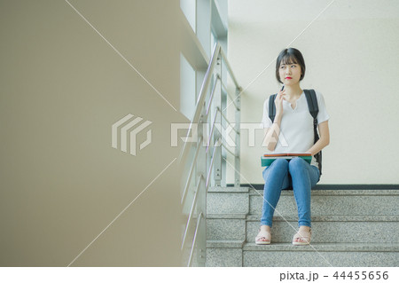 大学生 学生 女性 44455656