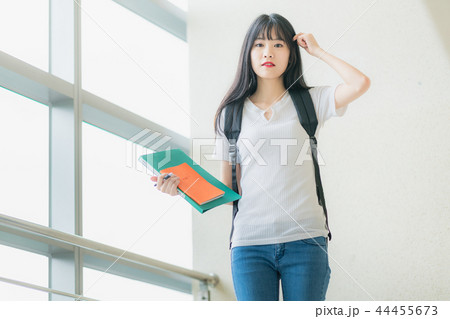 大学生 学生 女性 44455673