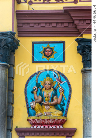 Decoration at the main entrance to Pashupatinath 44466634