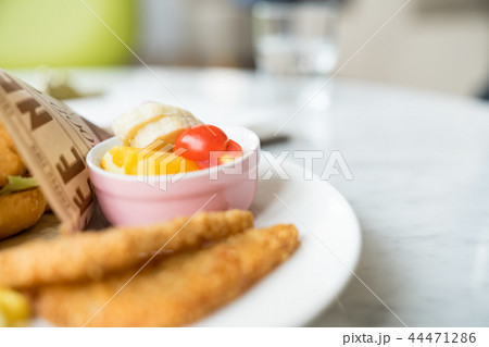 ブランチ ブレックファースト 朝ごはん 44471286