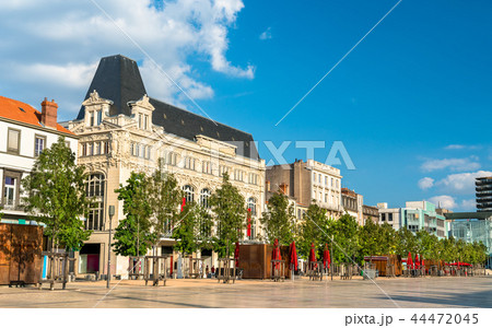 Historic buildings in Clermont-Ferrand, France 44472045