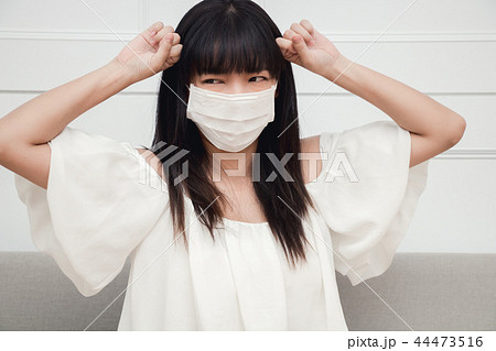 女性 メス 女の人 44473516