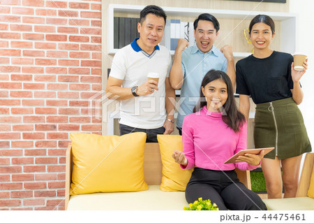 Freelance team celebrate Freelance team celebrate 44475461