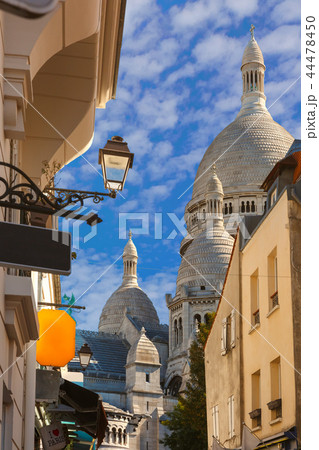 Montmartre in Paris, France 44478450