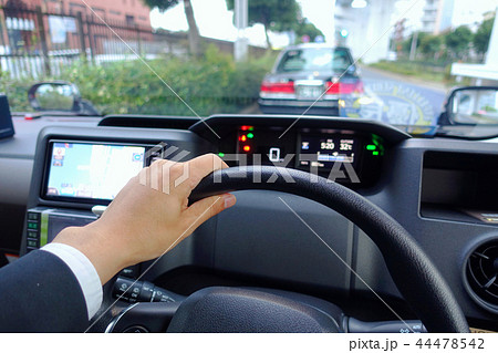 タクシー運転手 44478542