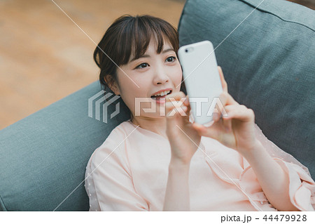 young woman young woman 44479928