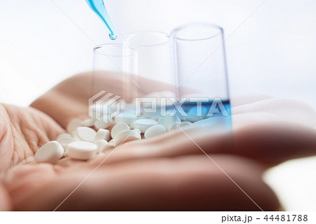 薬 薬 44481788