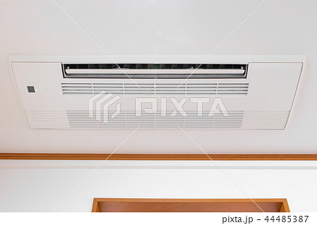 埋め込み式のエアコン　ビルトインタイプ 44485387