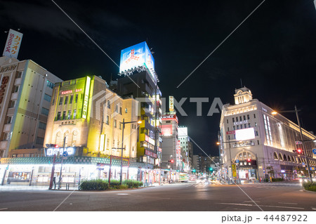 都市風景　浅草駅　吾妻橋交差点の風景 44487922